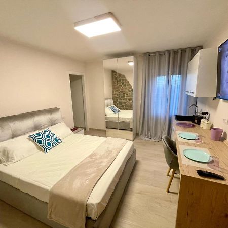 סינאלונגה Resort Panoramico Canale Suite - Private Parking - Natural Park מראה חיצוני תמונה