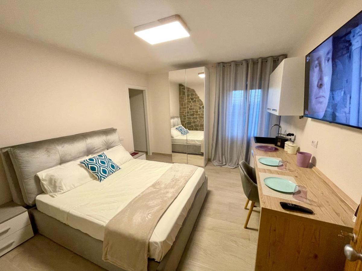 סינאלונגה Resort Panoramico Canale Suite - Private Parking - Natural Park מראה חיצוני תמונה