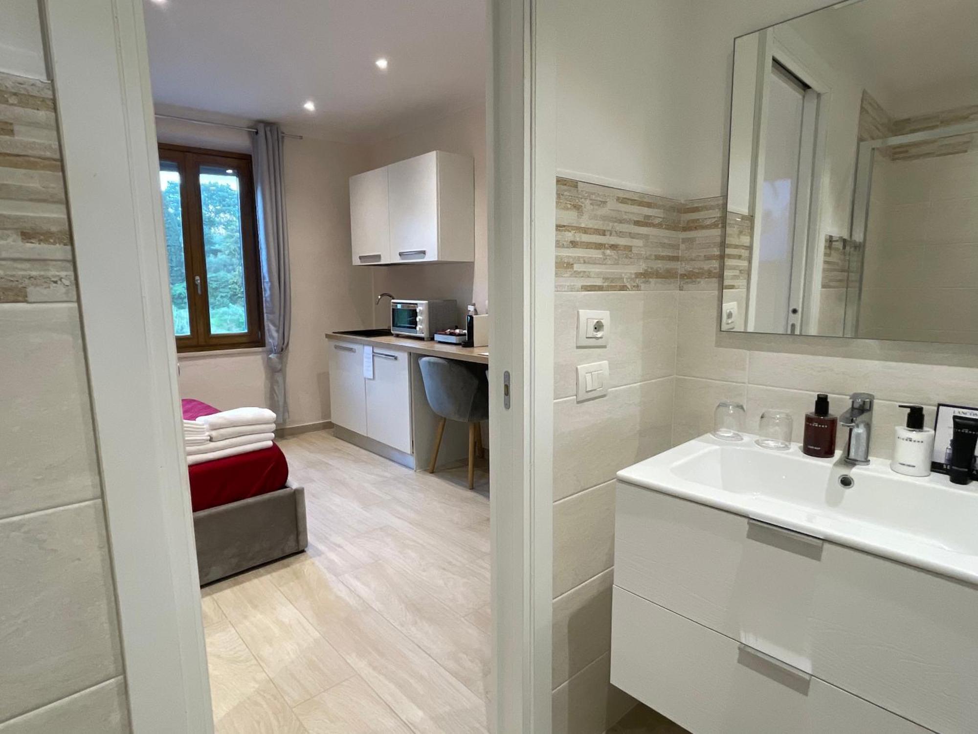 סינאלונגה Resort Panoramico Canale Suite - Private Parking - Natural Park מראה חיצוני תמונה